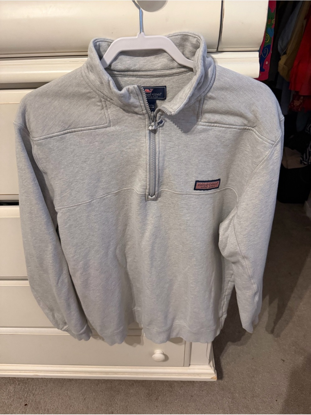 Vineyard Vines Men’s Light Gray Quarter-Zip Pullover ( sweatshirt type)